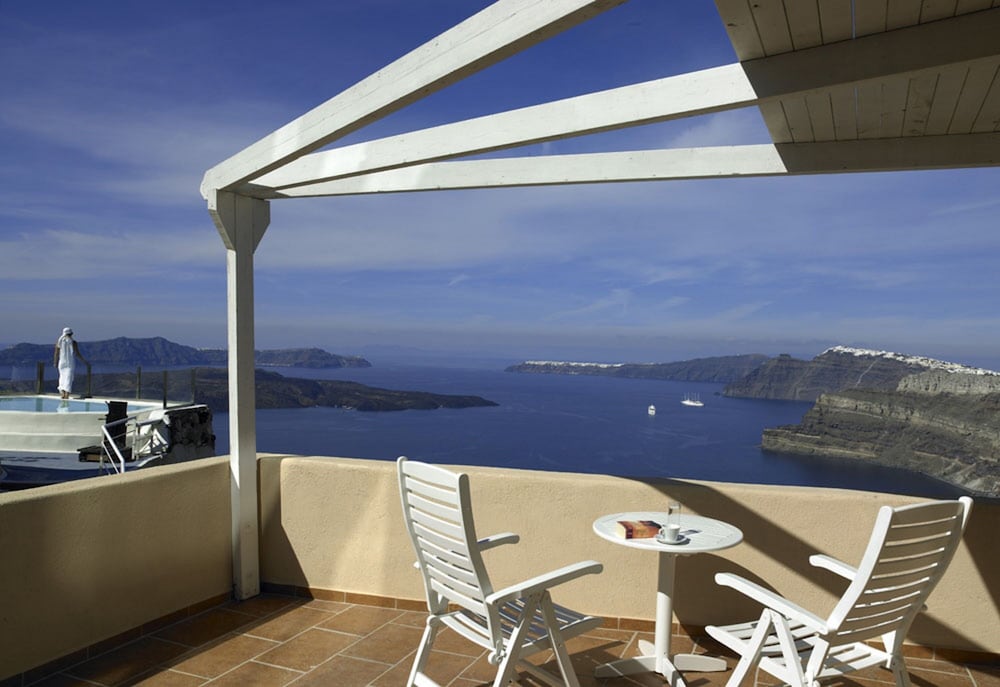 VIP Suite outdoor hot tub, Caldera View - Photo 1