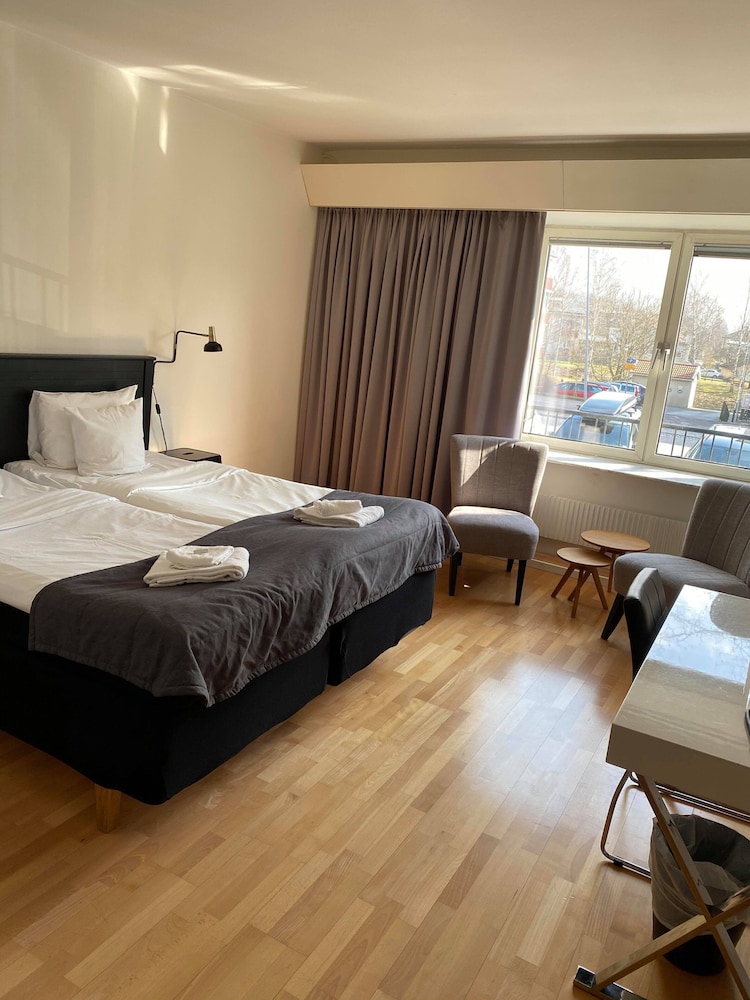 Business Twin Room photo 1