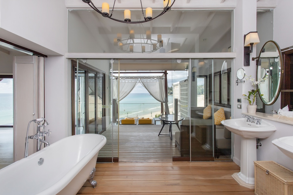 Seaview Pool Villa - One Bedroom (adults only hotel) - Photo 9