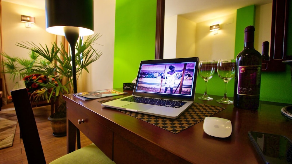 City Suite, Multiple Beds, Non Smoking