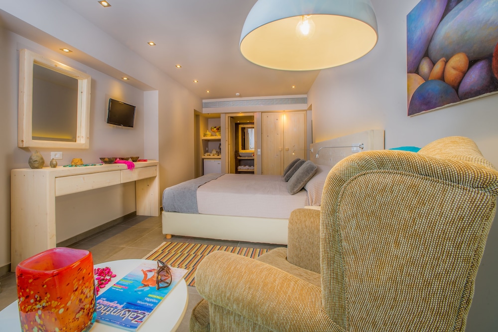Deluxe Double or Twin Room, Garden View