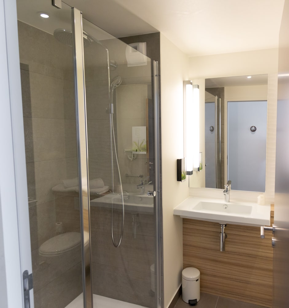 Standard Room, 1 Double Bed - Photo 6