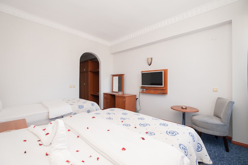 Superior Room - Photo 5