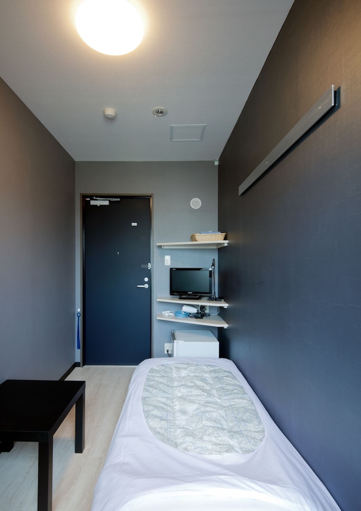 Single Room, Non Smoking, Shared Bathroom photo 1