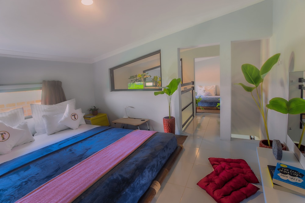 Family Cottage, 2 Bedrooms, Kitchenette, Mezzanine photo 1