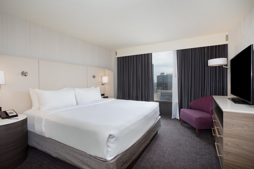 Suite, 1 Bedroom, City View (High Floor) - Photo 3