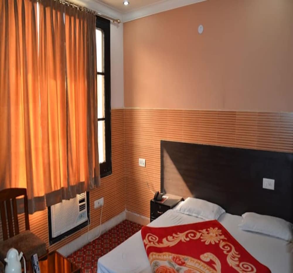 Standard Twin Room photo 2