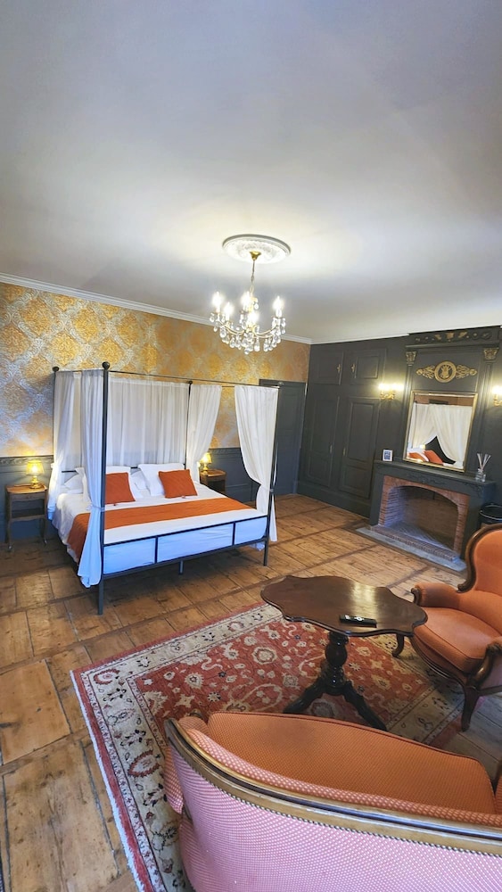 Deluxe Double Room, Courtyard View