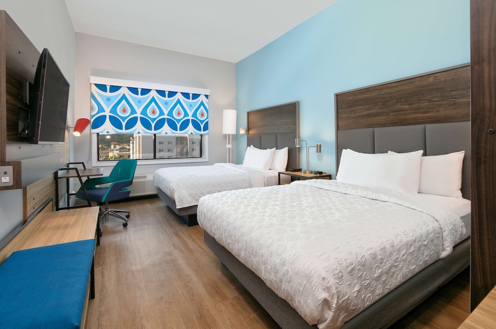 Room, 2 Queen Beds