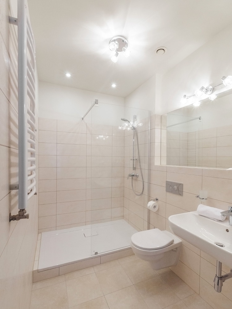 Deluxe Double or Twin Room photo 2