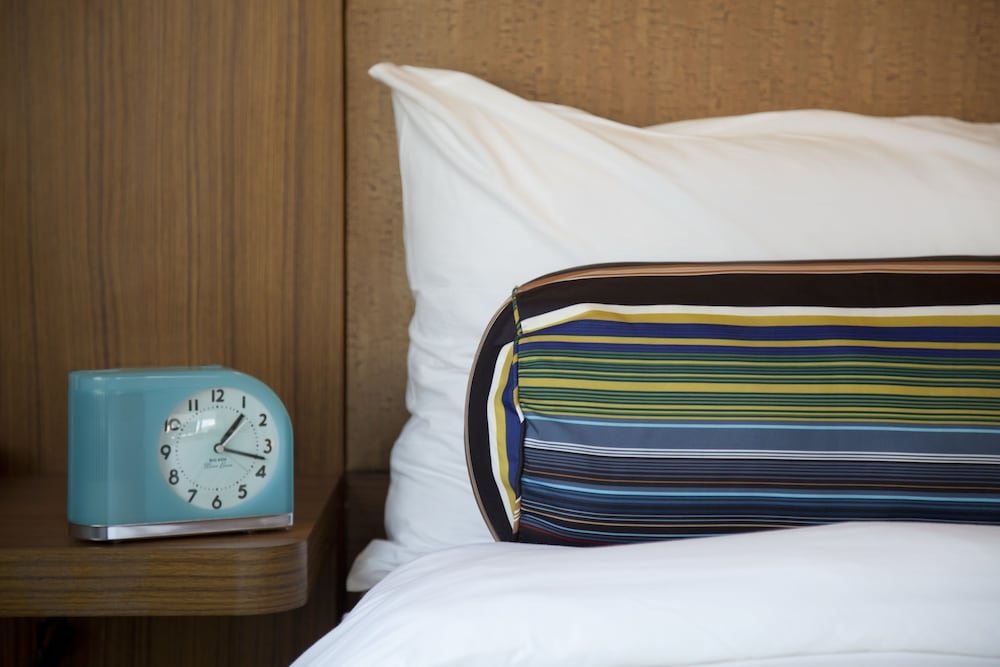 aloft, Suite, 1 King Bed - Photo 2