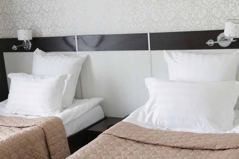 Standard Double or Twin Room photo 2