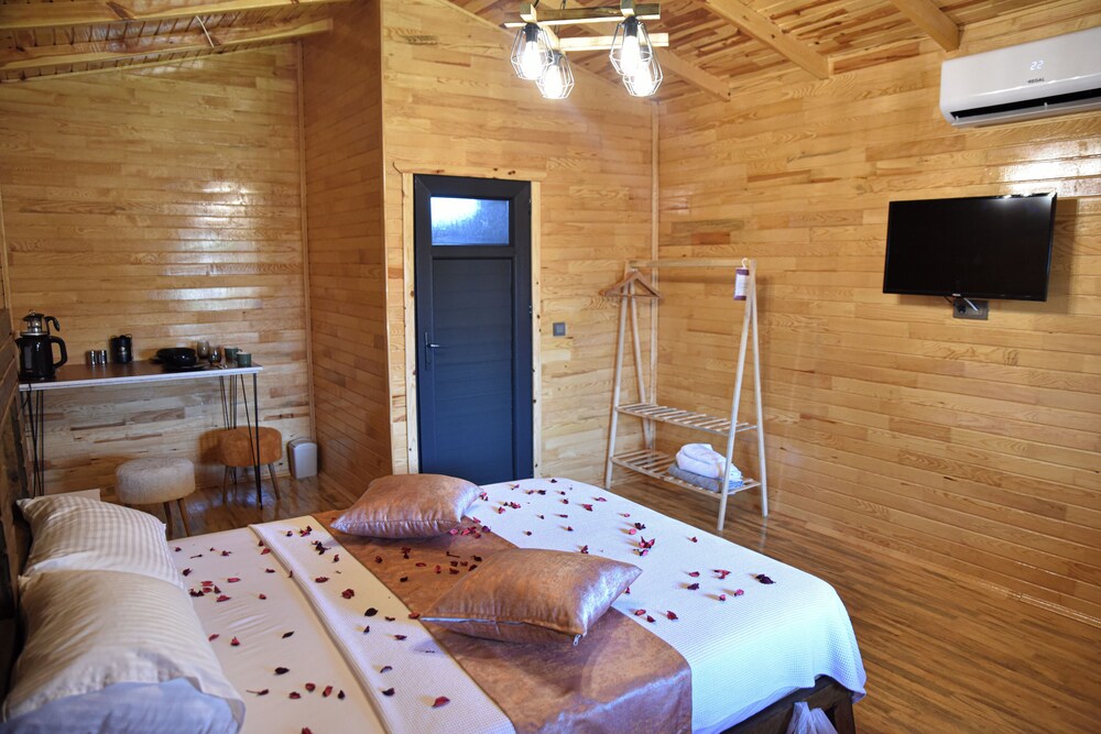 Premium Bungalow photo 1