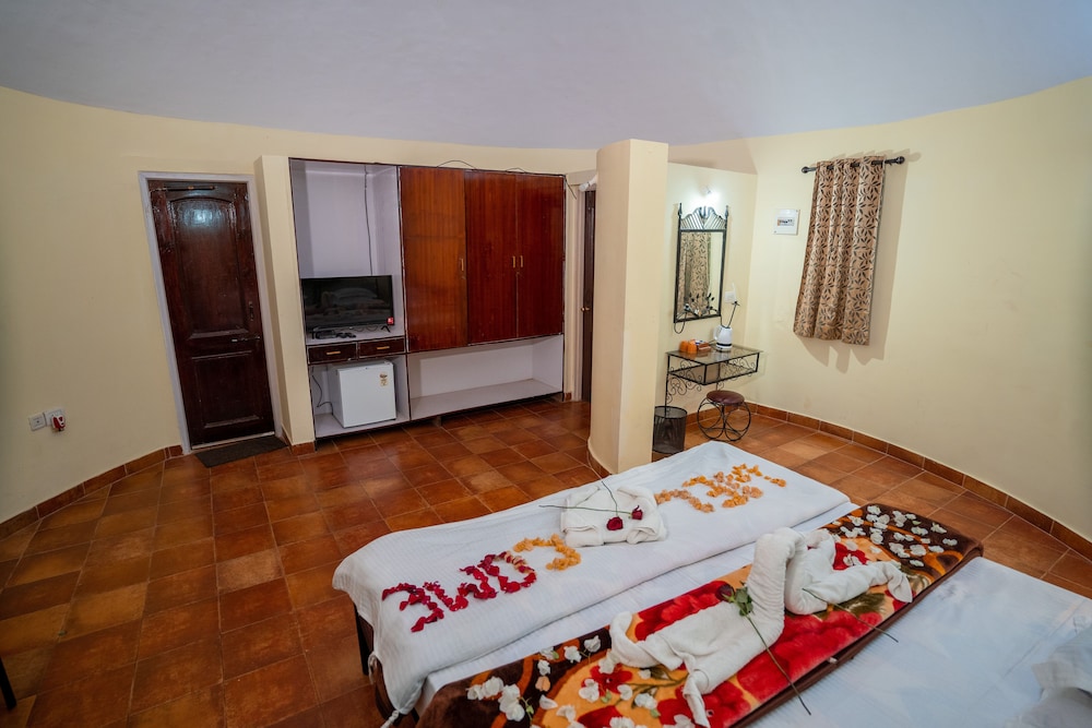 Economy Rooms with Forest View - Photo 1