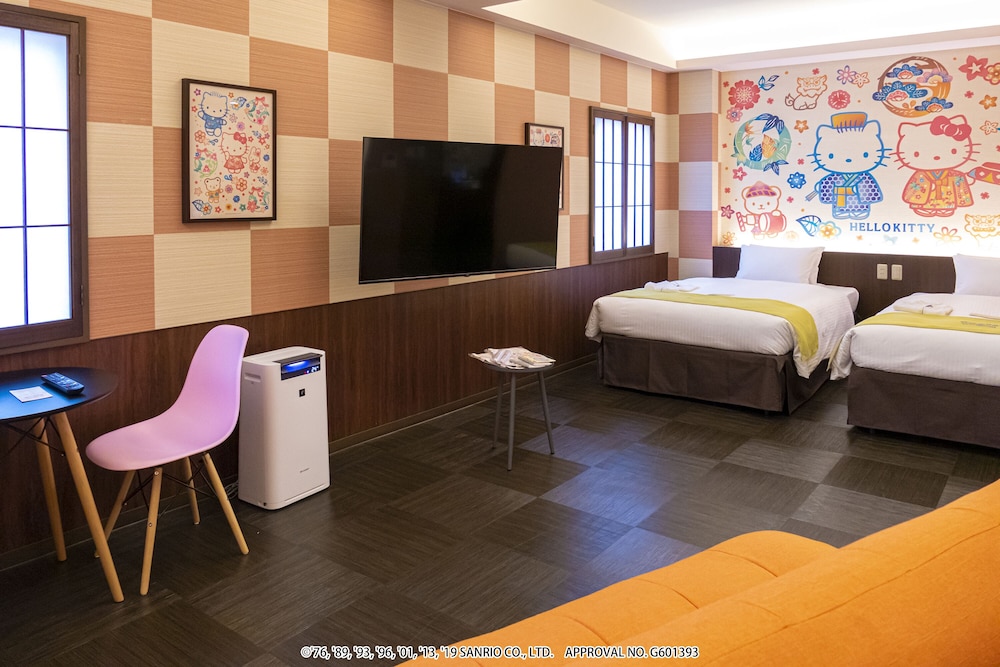 Deluxe Twin Room, Non Smoking - Hello Kitty with one plate breakfast(Okinawa Agu pork Hamburg steak) photo 2
