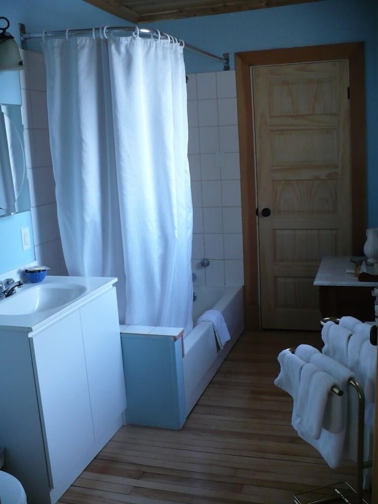 Standard Room, 1 Double Bed (Louis - Marie) photo 3