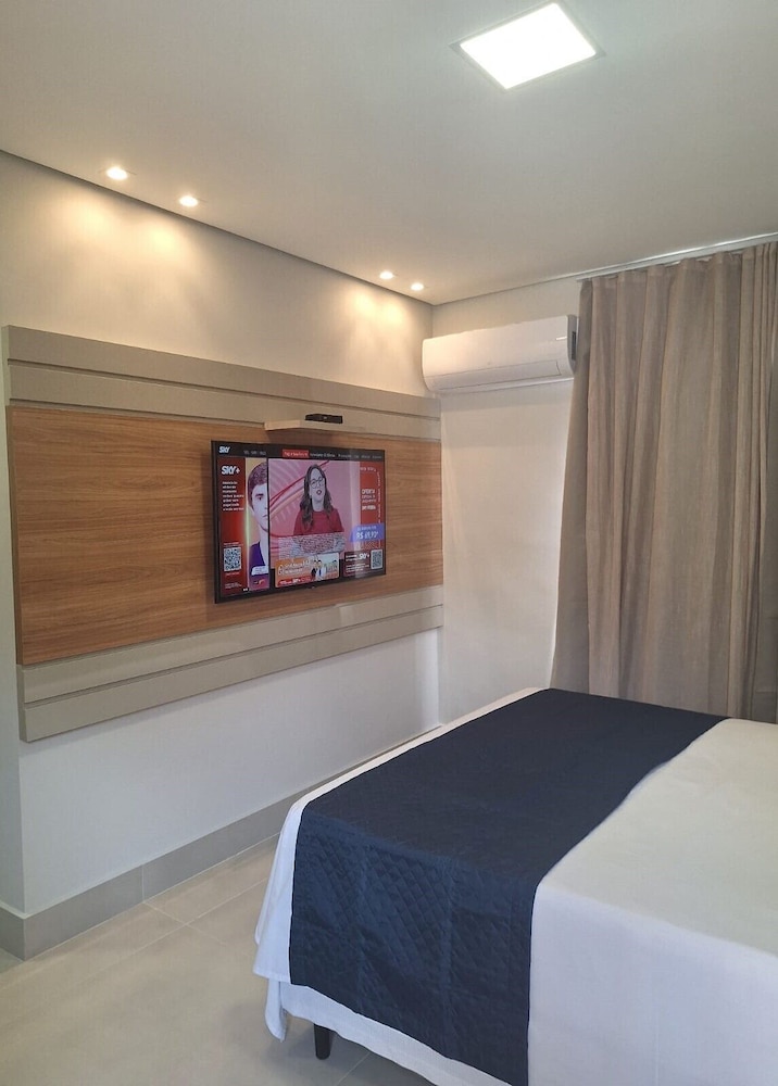 Premium Twin Room photo 2