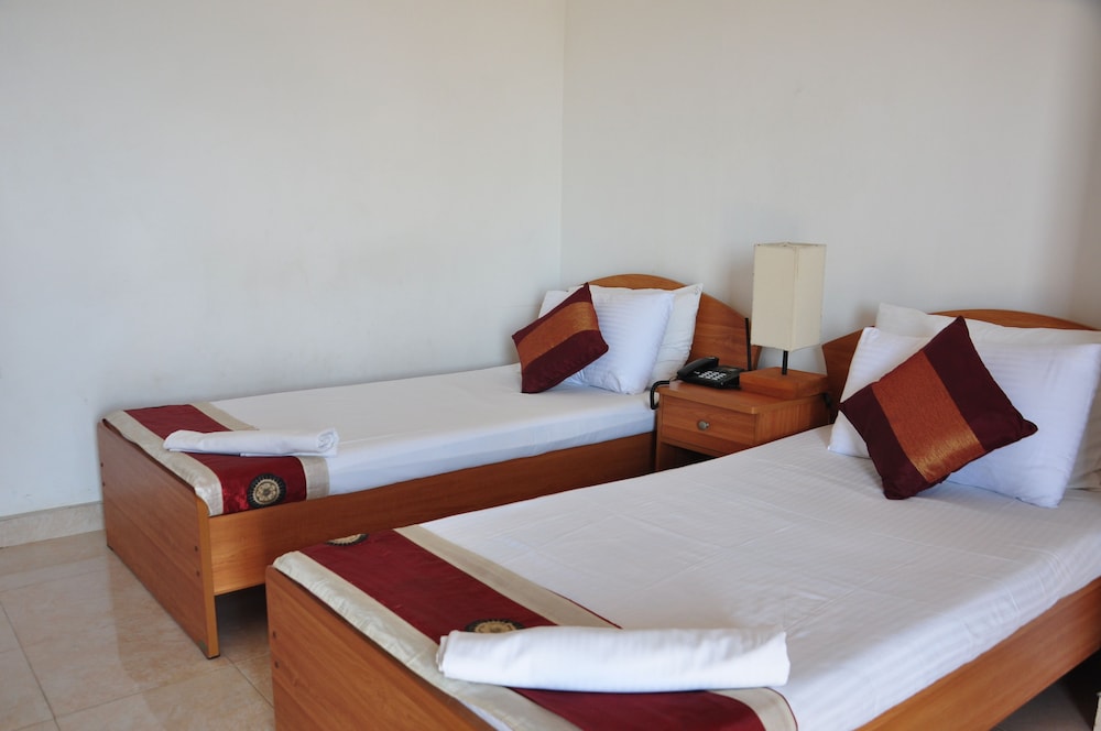 Standard Twin Room, 2 Twin Beds, Bay View, Sea Facing photo 3