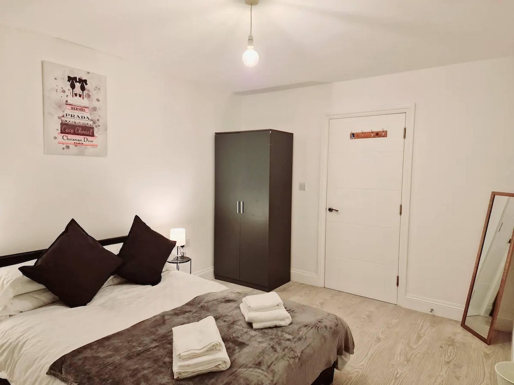 Apartment photo 3