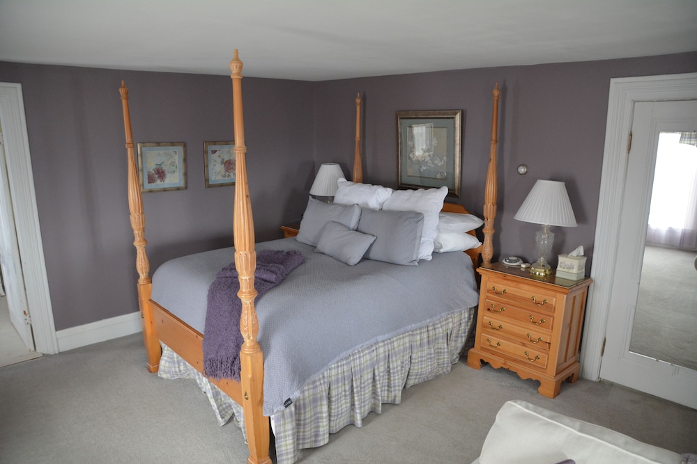 Room, Private Bathroom (Lilac Suite)