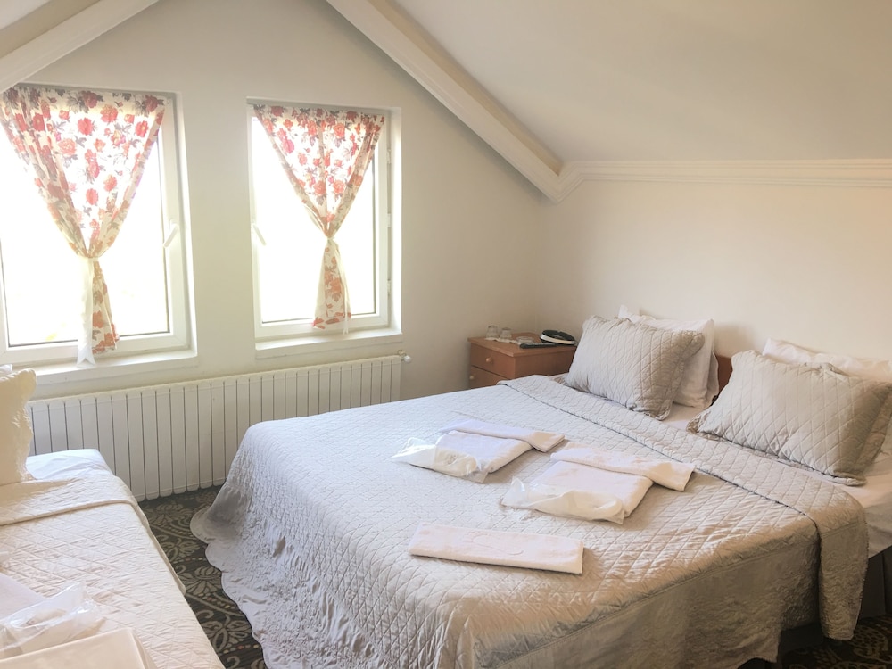 Triple Room photo 3