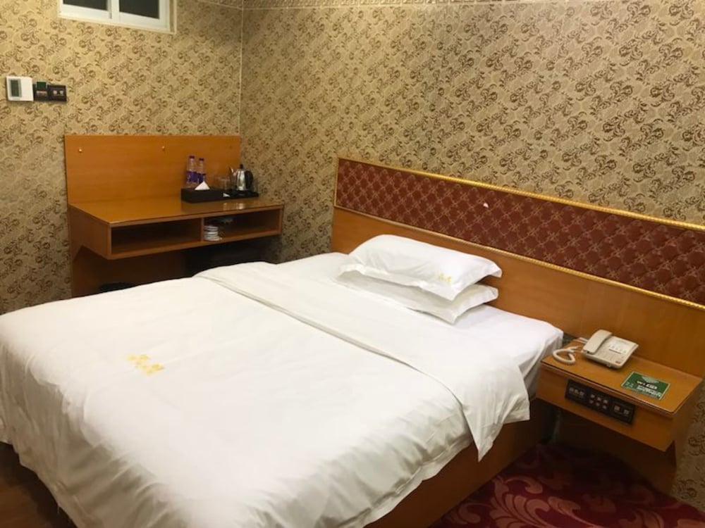 Economy Double Room photo 1