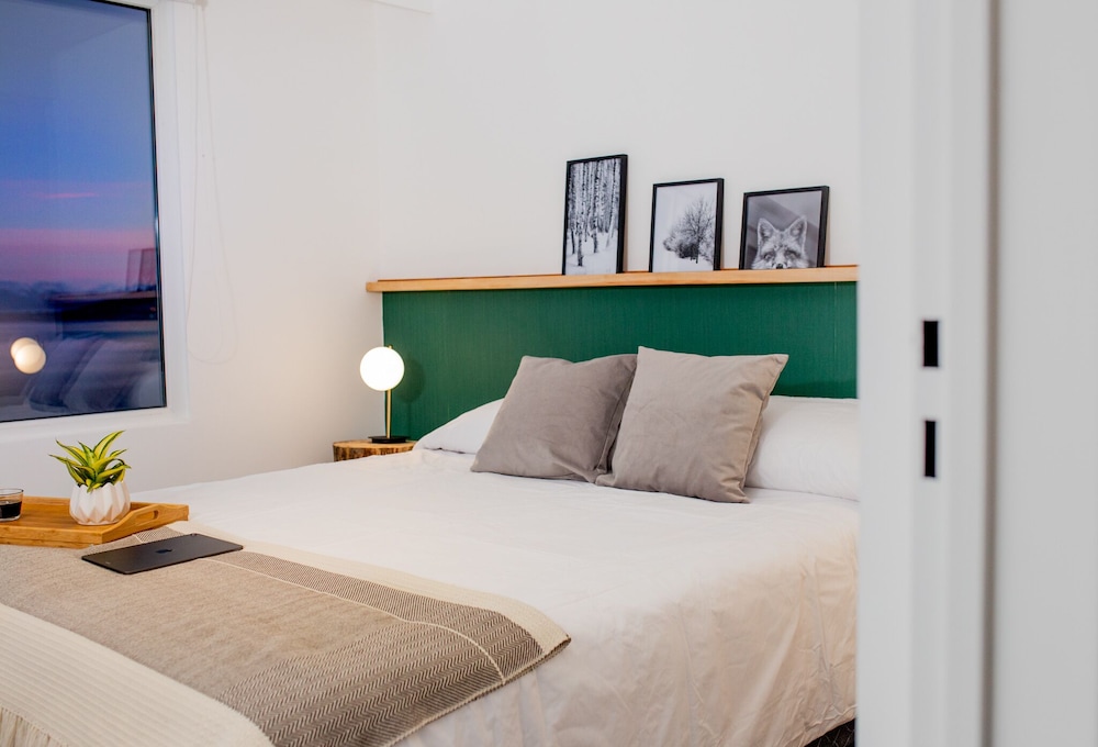 Deluxe Apartment, Private Bathroom, Canal View photo 1