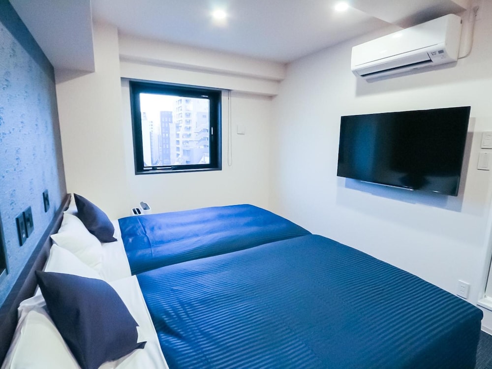 Twin Room, Non Smoking photo 3