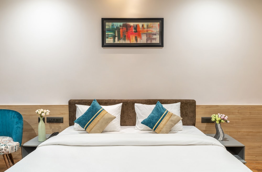 Deluxe Room - Photo 3