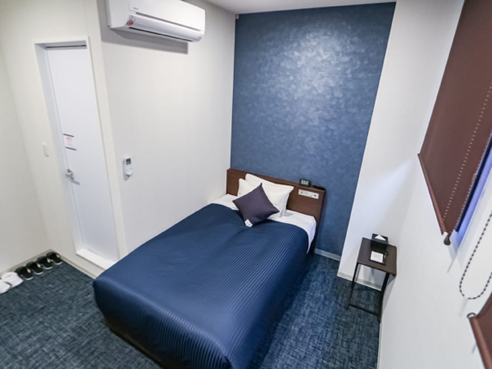 Single Room, Non Smoking - Photo 1