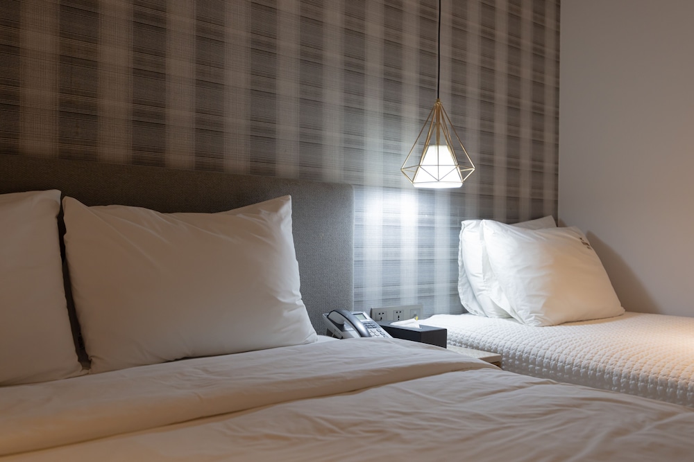 Deluxe Twin Room photo 3