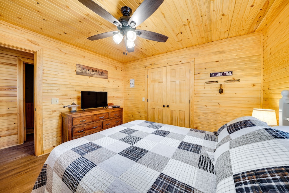 House (2 Bedrooms) photo 1