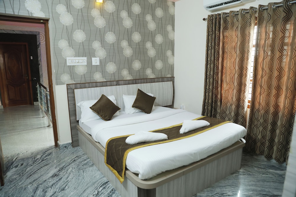 Standard Double Room, Balcony photo 2
