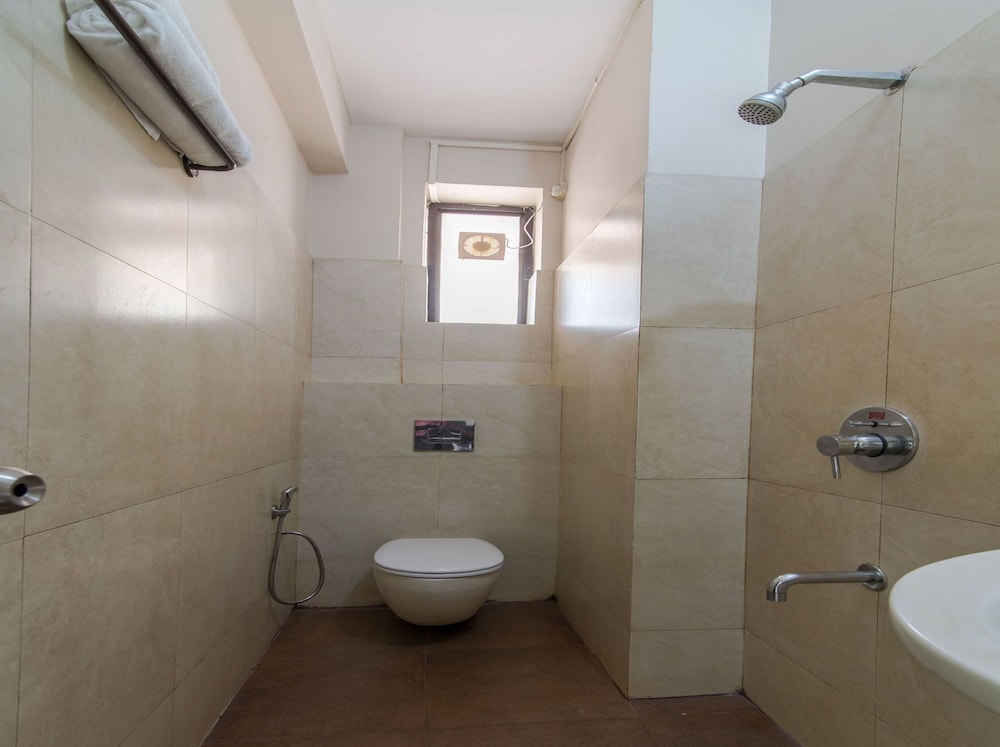 Double or Twin Room photo 3