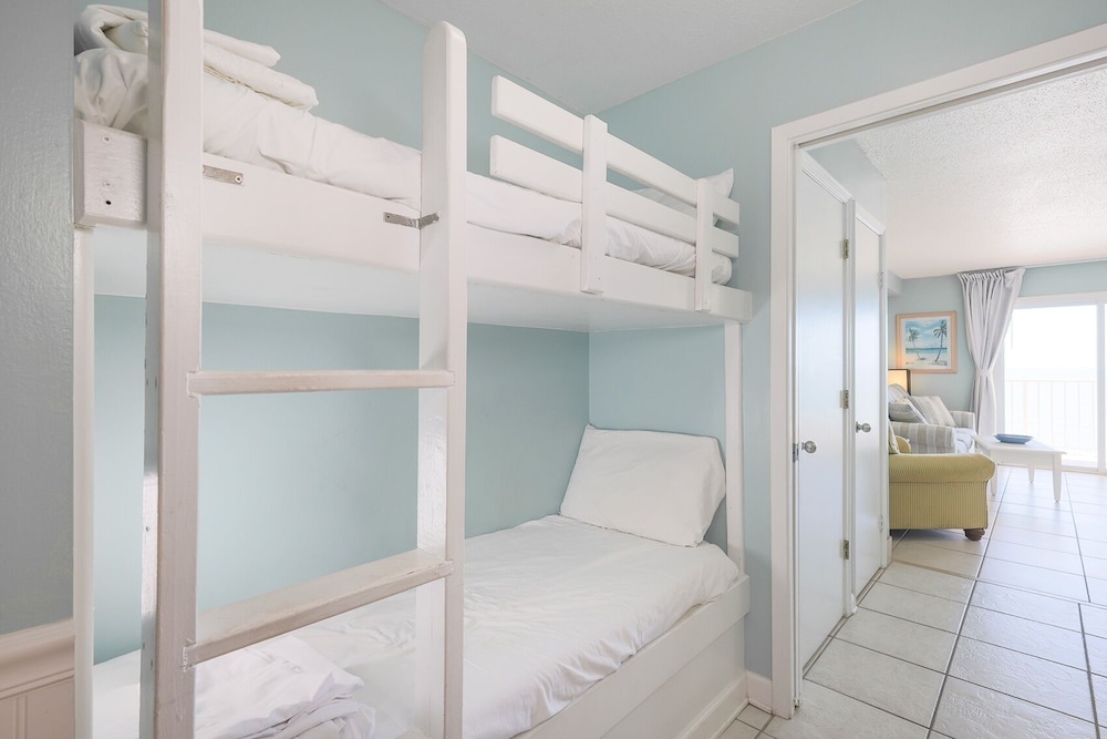 Condo, 1 Bedroom