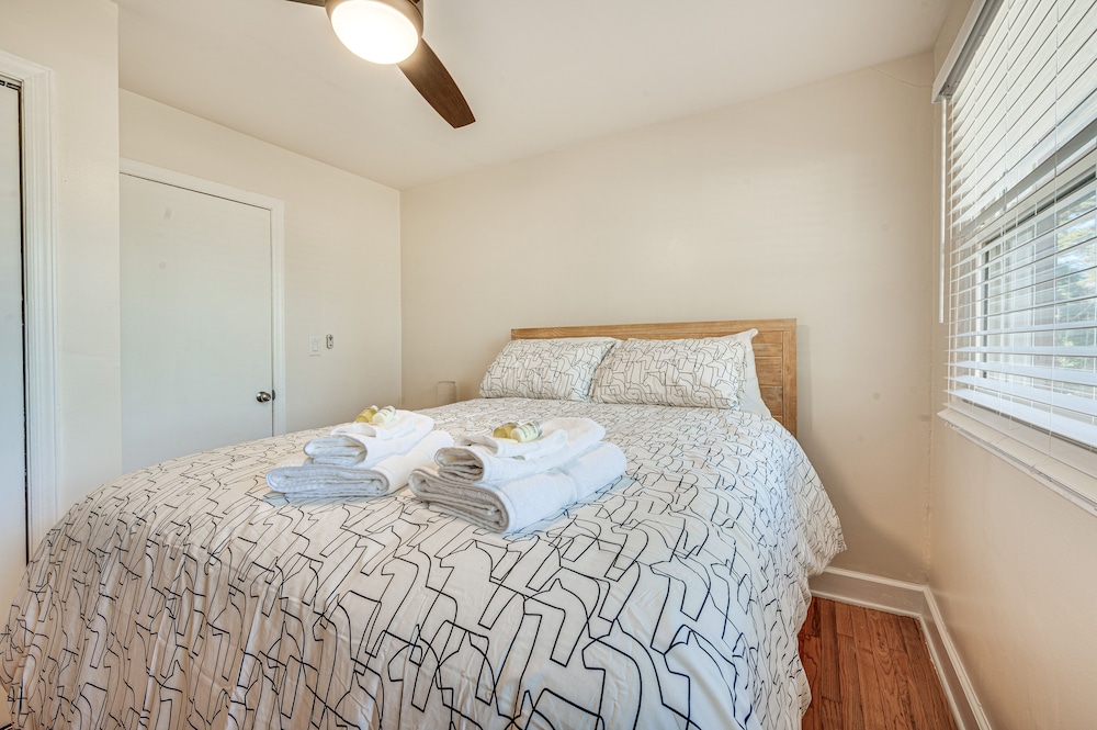 House (4 Bedrooms) photo 1