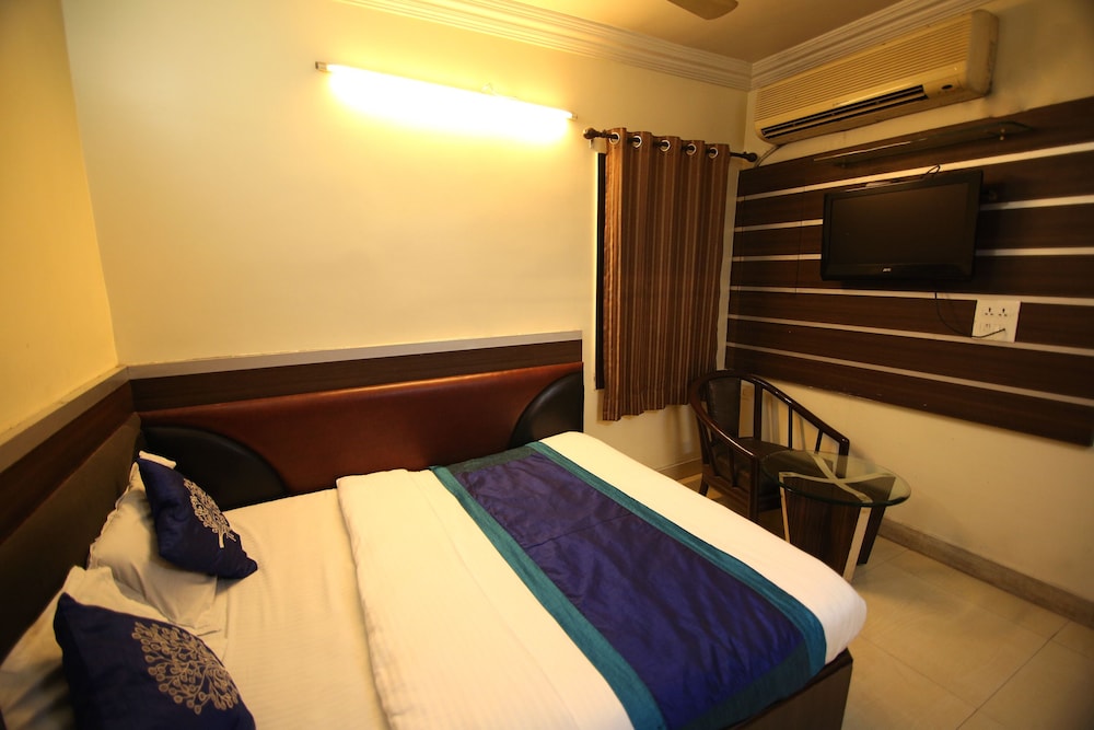 Double Or Twin Room photo 3