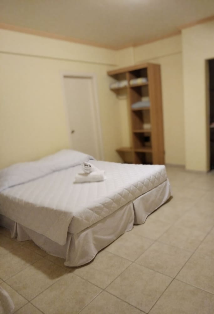 Standard Quadruple Room, Multiple Beds - Photo 4