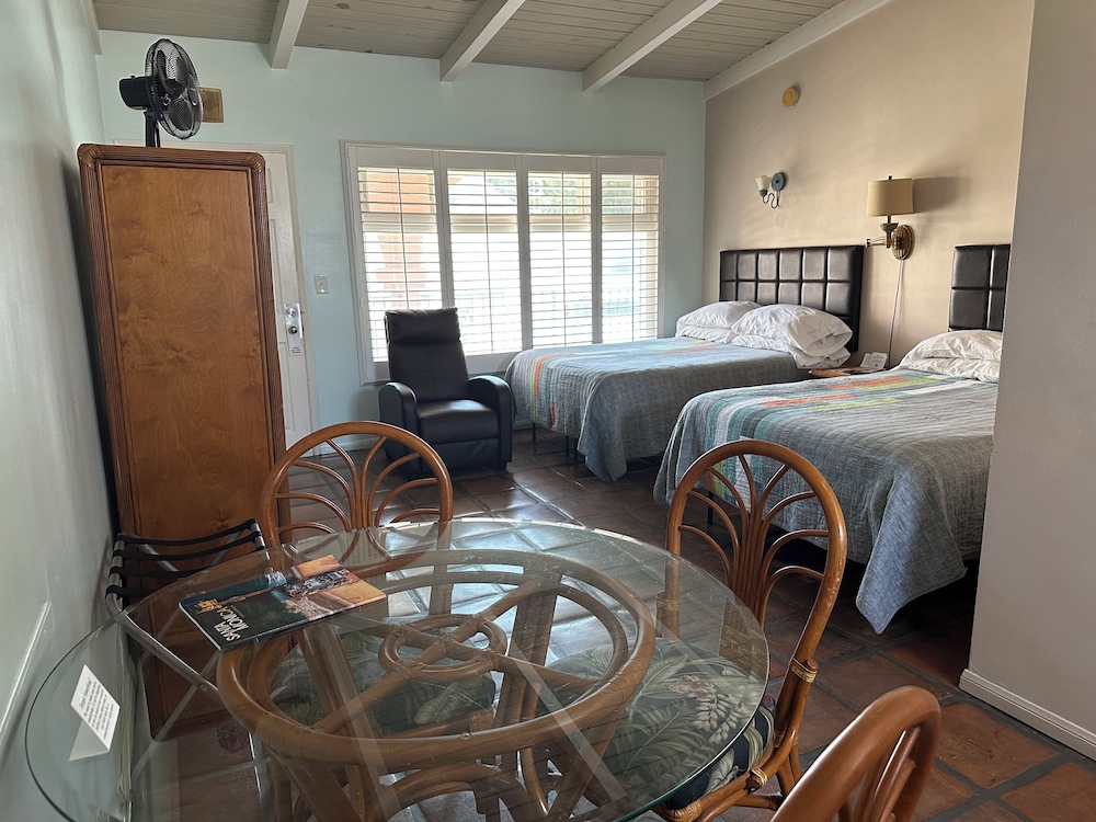 Comfort Double Room, 2 Double Beds, Non Smoking photo 2