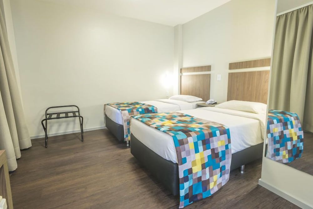 Classic Twin Room
