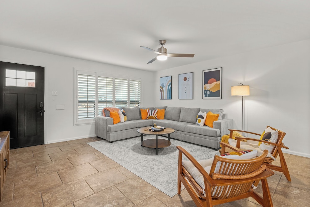 Weldon Ave Stunning Old-town Ranch Home - OMG, Zdjęcie 8