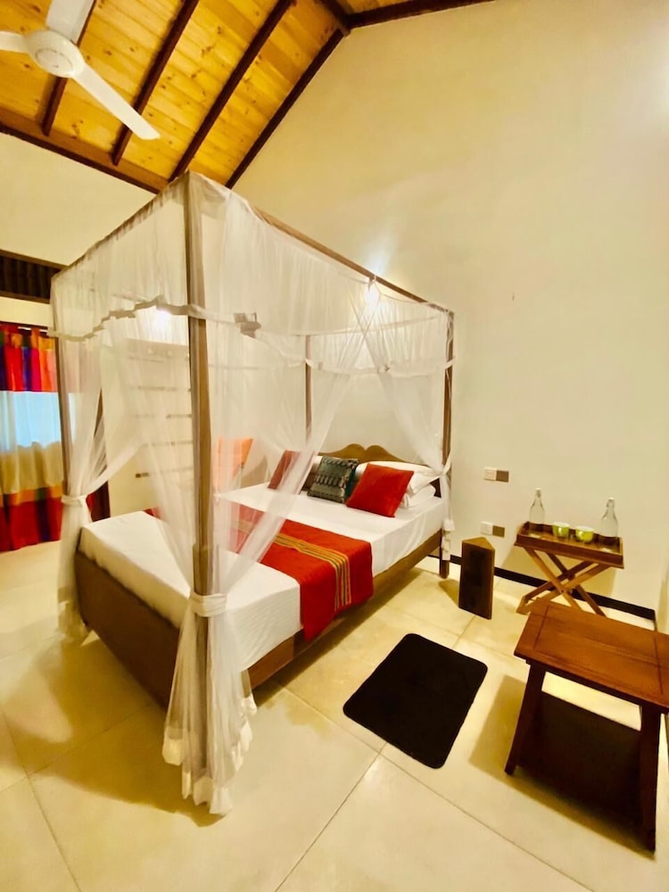 Family Quadruple Room - Photo 1