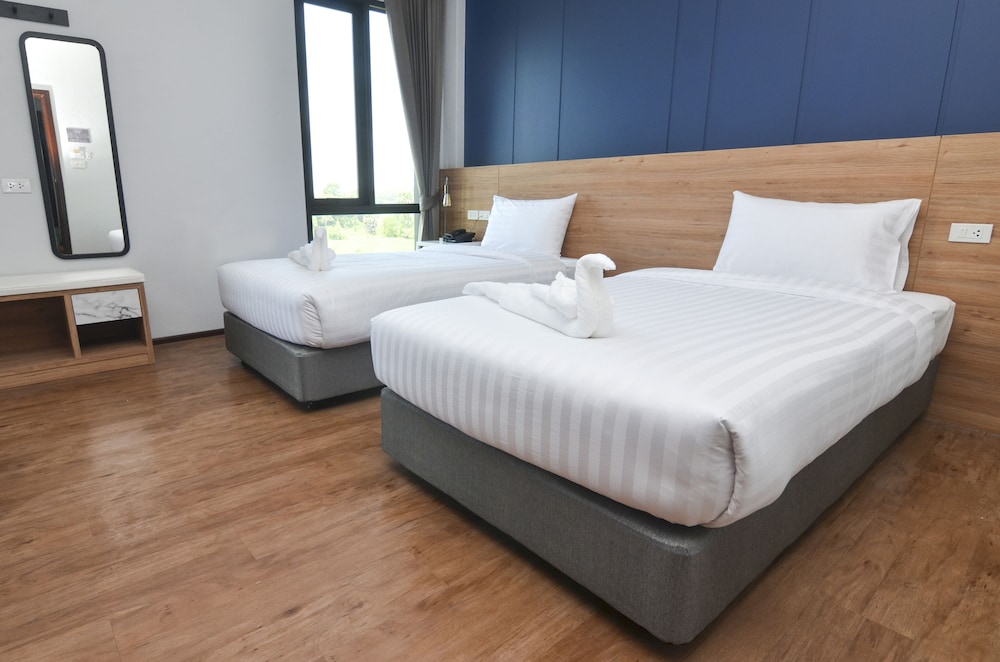Deluxe Twin Room, 2 Twin Beds, Non Smoking - Photo 4
