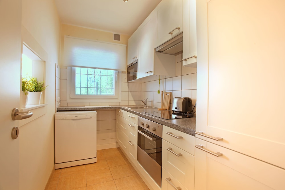 House, 1 Bedroom