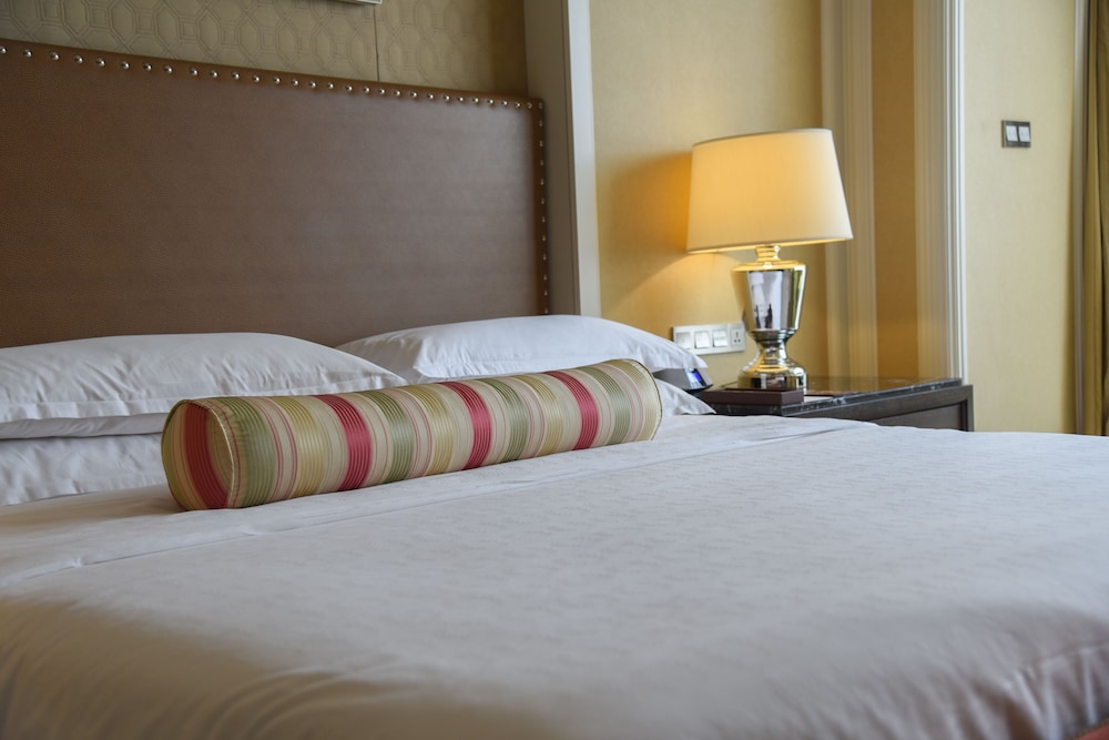 Club Room, 2 Double Beds - Photo 2