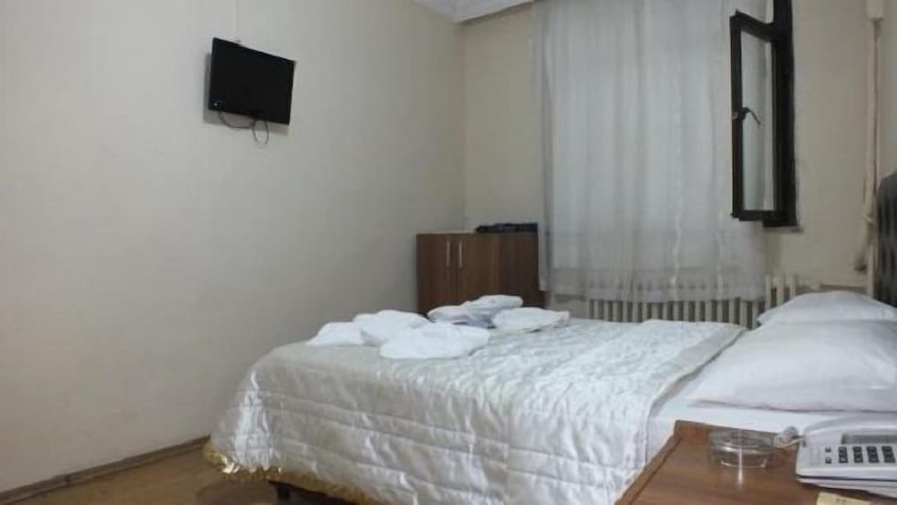 Standard Twin Room photo 2