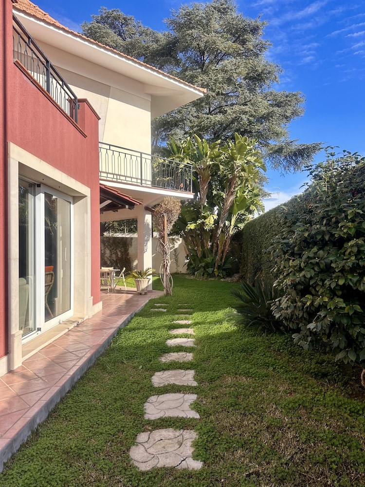 Villa photo 3