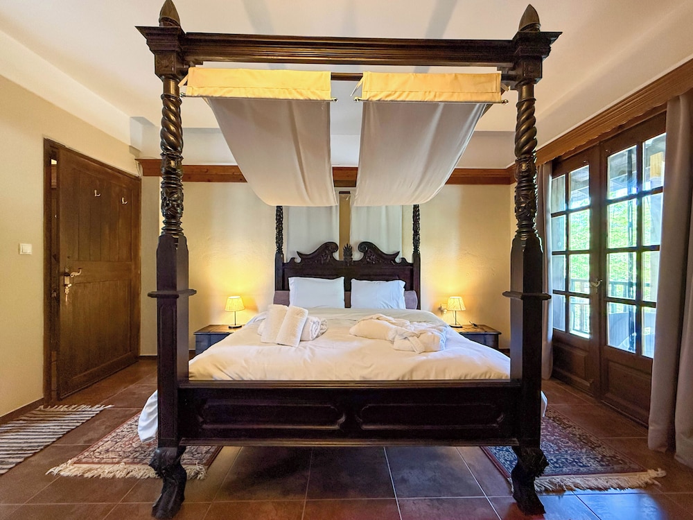 Deluxe Suite, Mountain View photo 2