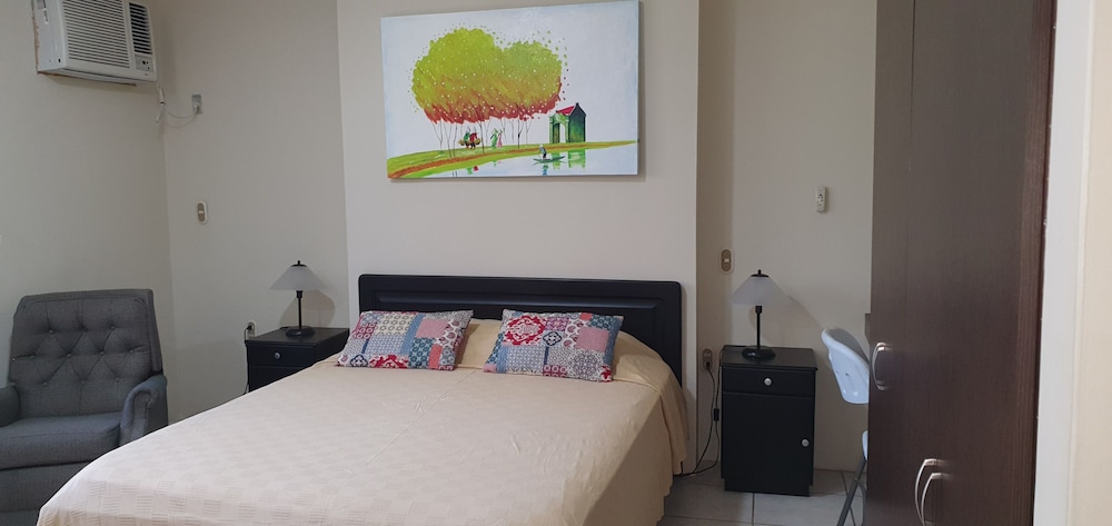 Family Apartment, 2 Bedrooms photo 3