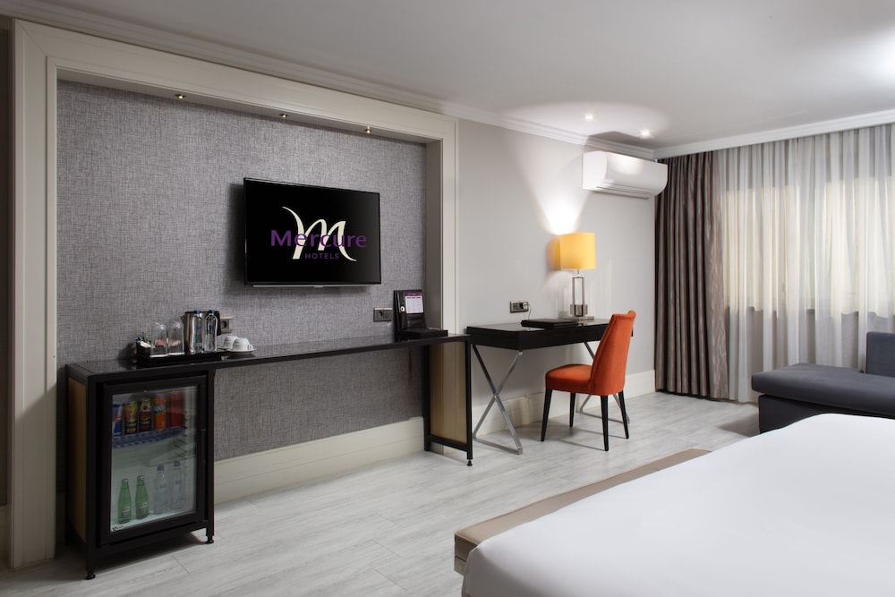 Deluxe Twin Room, Multiple Beds, City View photo 2